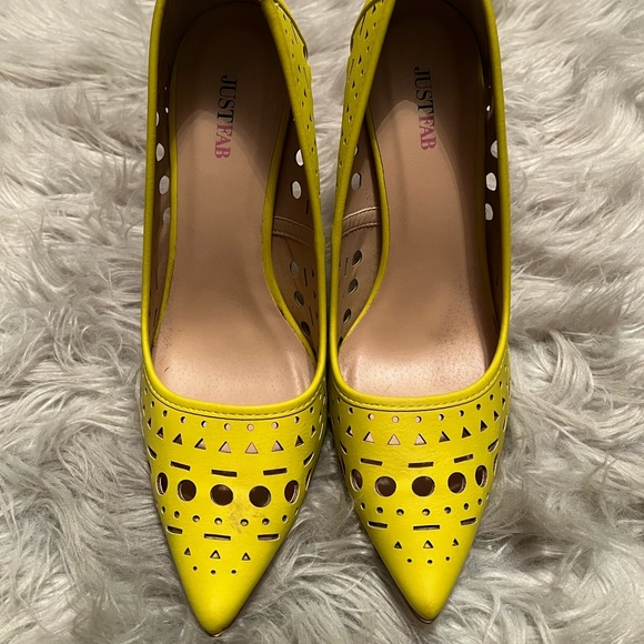 Sz 11 Justfab 5in heels - Picture 2 of 4